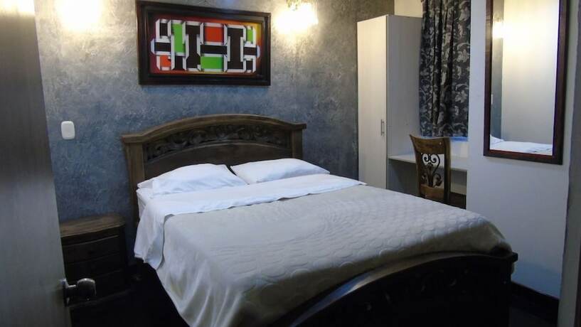 Imagen de la habitación del Hotel Restaurante El Madro&ntilde;o Chia. Foto 9