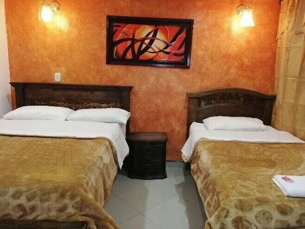 Imagen de la habitación del Hotel Restaurante El Madro&ntilde;o Chia. Foto 12