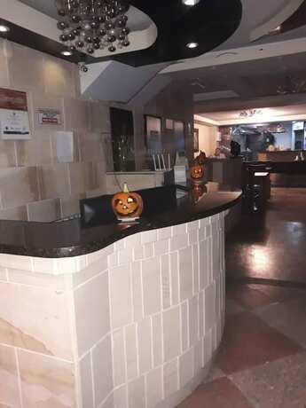 Imagen de los interiores del Hotel Restaurante El Madro&ntilde;o Chia. Foto 15
