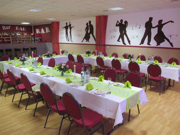 Imagen del bar/restaurante del Hotel Reuterhof, Neu-J&uuml;rgenstorf. Foto 4