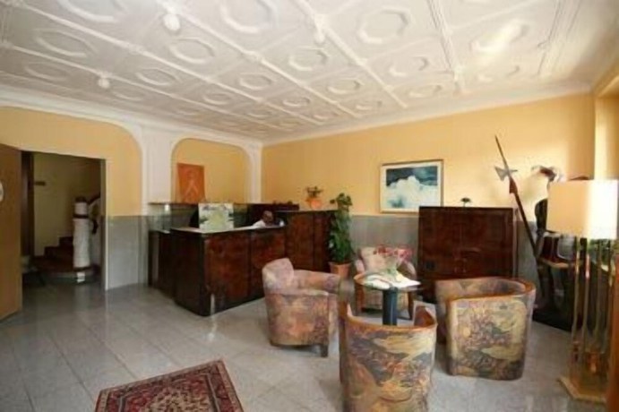 Imagen de los interiores del Hotel Rheinfels. Foto 20