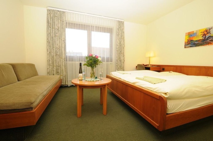 Imagen de la habitación del Hotel Rheingauer Tor. Foto 3