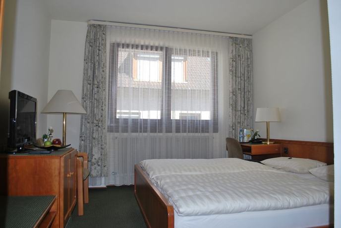 Imagen de la habitación del Hotel Rheingauer Tor. Foto 4