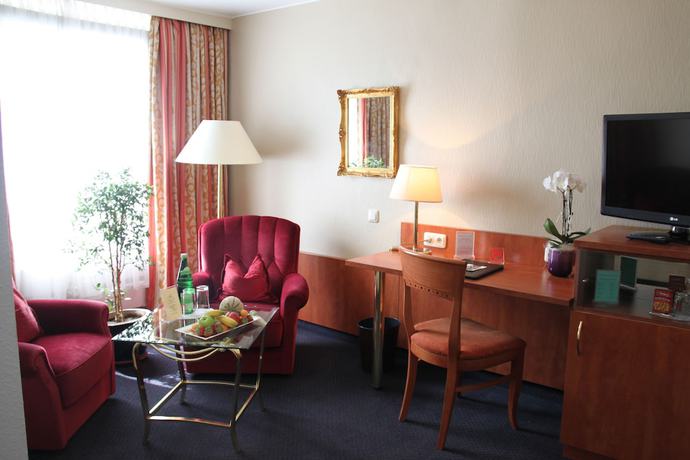 Imagen de la habitación del Hotel Rheinischer Hof. Foto 2