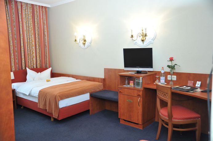 Imagen de la habitación del Hotel Rheinischer Hof. Foto 10