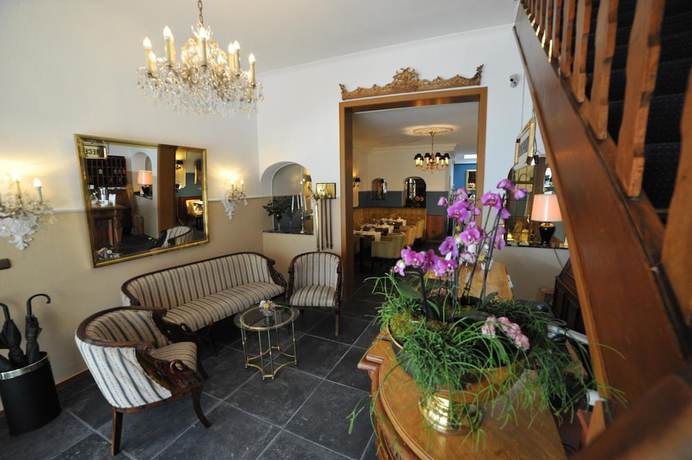 Imagen de los interiores del Hotel Rheinischer Hof. Foto 20