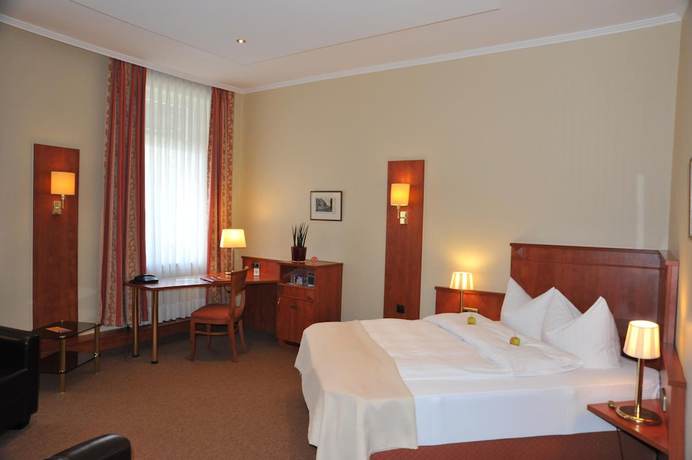 Imagen de la habitación del Hotel Rheinischer Hof. Foto 13