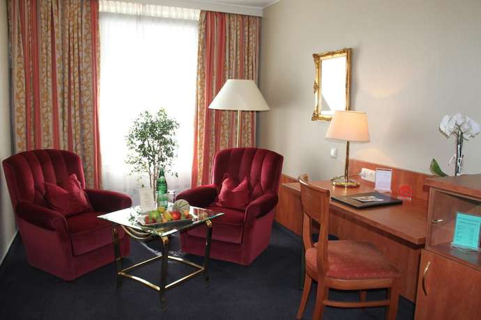 Imagen de la habitación del Hotel Rheinischer Hof. Foto 18