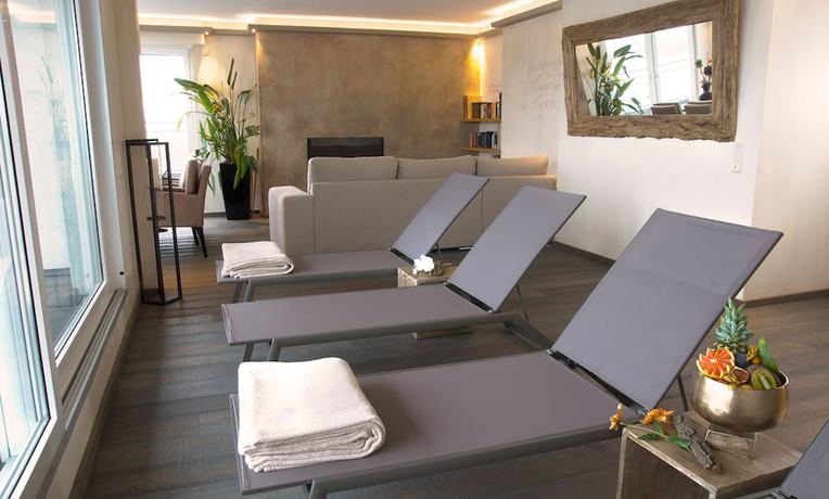 Imagen de la piscina del Hotel Rheinpark Rees. Foto 19