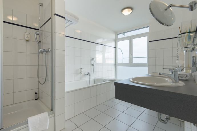 Imagen de la habitación del Hotel Rheinpark Rees. Foto 13