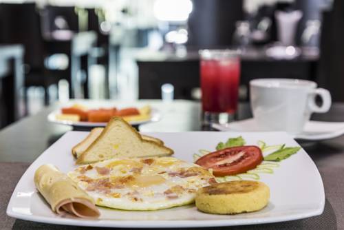 Imagen de la habitación del Hotel Ribai Riohacha. Foto 5