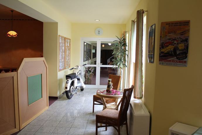 Imagen de los interiores del Hotel Riedel. Foto 17