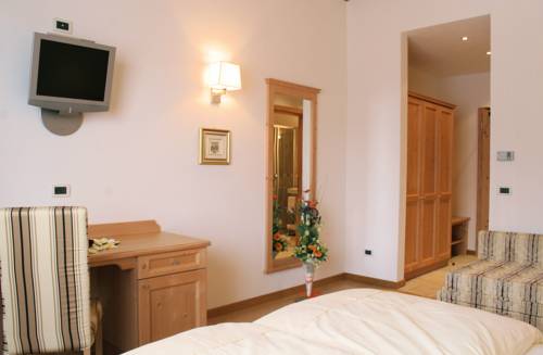 Imagen de la habitación del Hotel Rifugio Solander. Foto 10