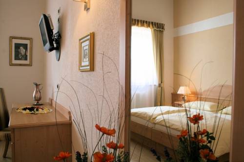 Imagen de la habitación del Hotel Rifugio Solander. Foto 11