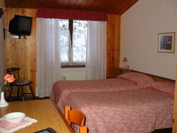 Imagen de la habitación del Hotel Rifugio Sores. Foto 13