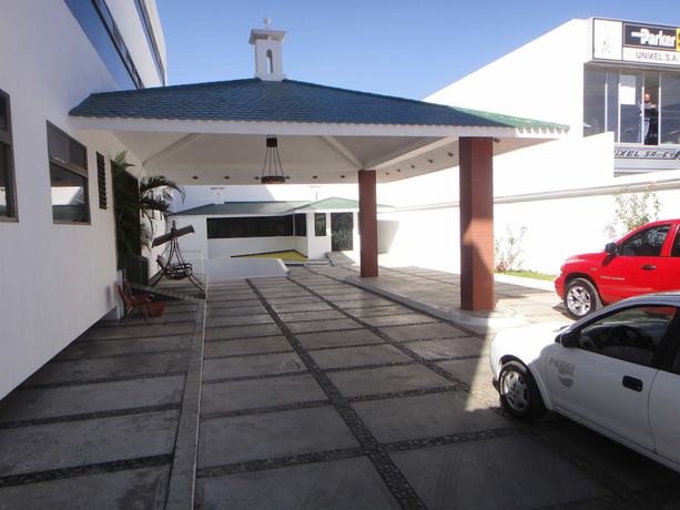 Imagen de los interiores del Hotel Rio Inn. Foto 9