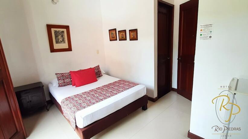 Imagen general del Hotel Rio Piedras. Foto 9