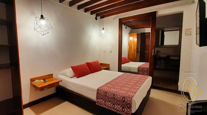 Imagen de la habitación del Hotel Rio Piedras. Foto 11