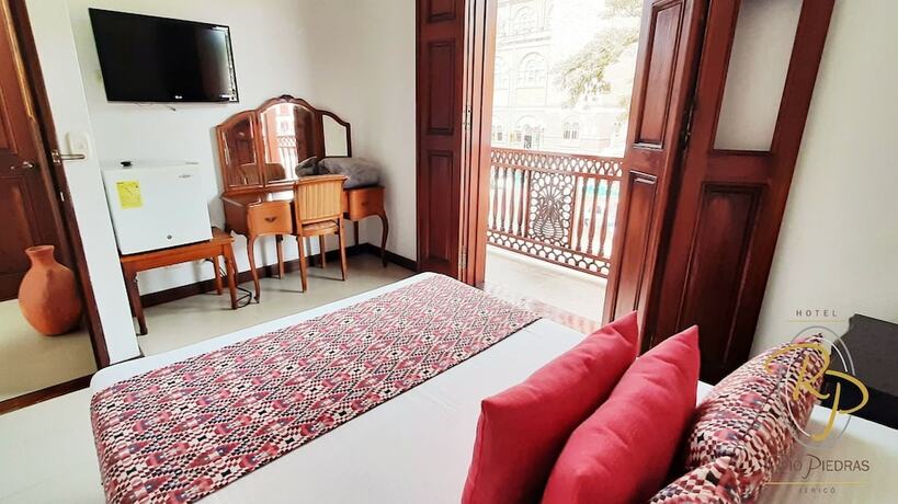 Imagen de la habitación del Hotel Rio Piedras. Foto 14