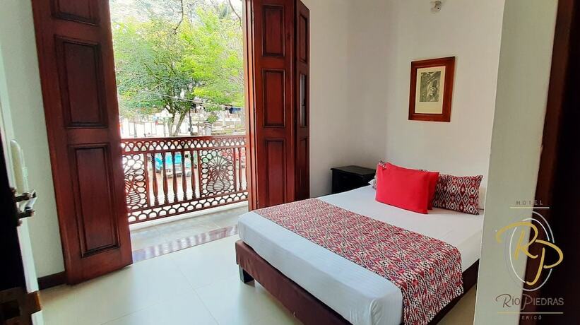 Imagen de la habitación del Hotel Rio Piedras. Foto 19