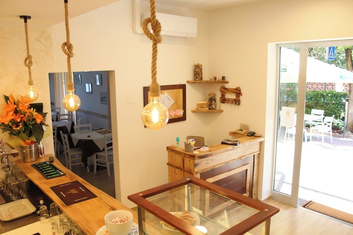 Imagen de los interiores del Hotel Ristorante La Collina. Foto 15