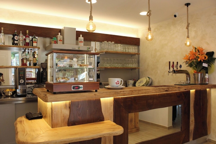 Imagen de los interiores del Hotel Ristorante La Collina. Foto 16