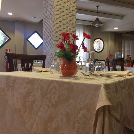 Imagen del bar/restaurante del Hotel Ristorante L'orizzonte. Foto 2