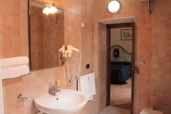 Imagen de la habitación del Hotel Ristorante Novecento. Foto 14