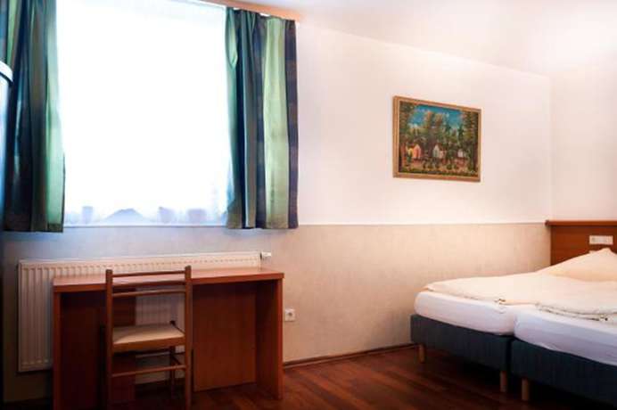 Imagen de la habitación del Hotel Ristorante Sicilia. Foto 11