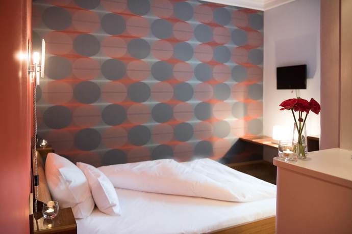 Imagen de la habitación del Hotel Ritzi. Foto 16