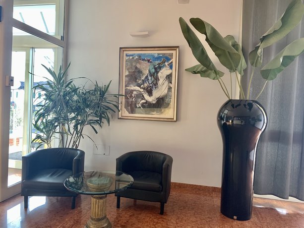 Imagen de los interiores del Hotel Riverside, San Cesario Sul Panaro. Foto 13