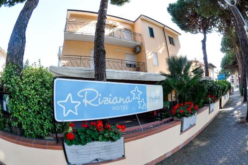Imagen general del Hotel Riziana. Foto 1