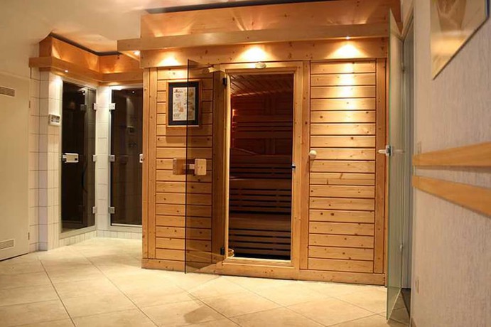 Imagen de la piscina del Hotel Rodewisch. Foto 20