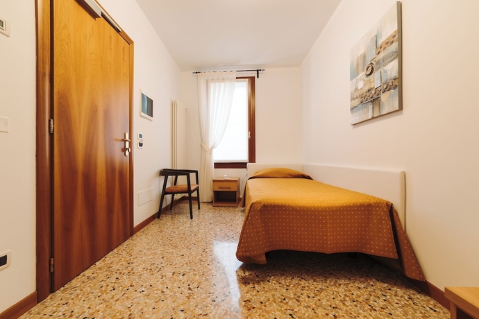 Imagen de la habitación del Hotel Roma - Cittadella. Foto 2