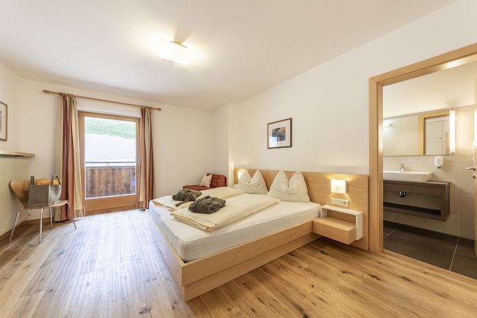 Imagen de la habitación del Hotel Rommisa. Foto 10