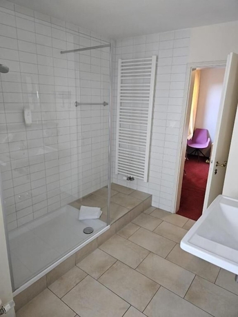 Imagen de la habitación del Hotel Rose, Weissenburg in Bayern. Foto 12