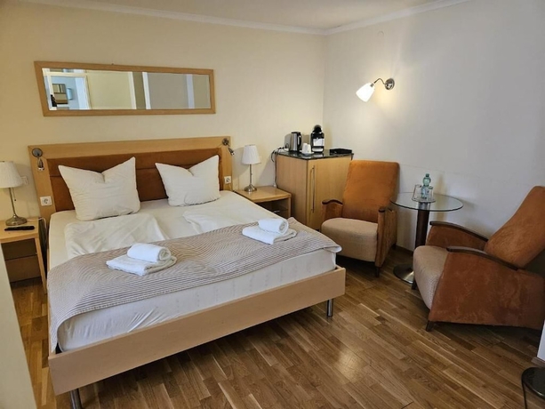 Imagen de la habitación del Hotel Rose, Weissenburg in Bayern. Foto 14