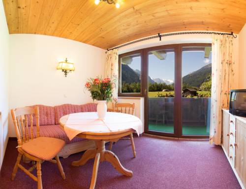 Imagen de la habitación del Hotel Rosengarten, NEUSTIFT IM STUBAITAL . Foto 7