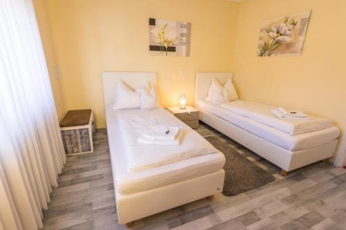 Imagen de la habitación del Hotel Rosengarten, Schw&auml;bisch Gm&uuml;nd. Foto 8