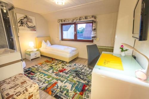 Imagen de la habitación del Hotel Rosengarten, Schw&auml;bisch Gm&uuml;nd. Foto 9