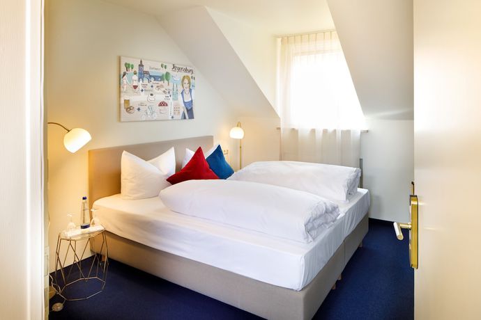 Imagen de la habitación del Hotel Rosi. Foto 10