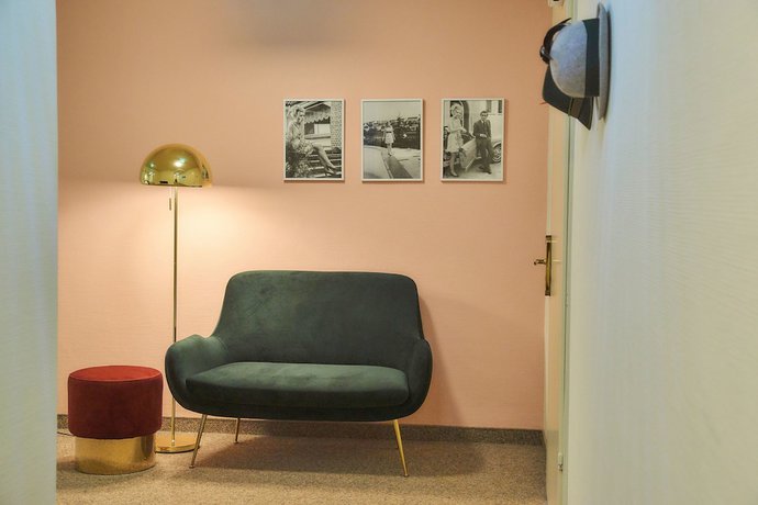 Imagen de los interiores del Hotel Rosi. Foto 20