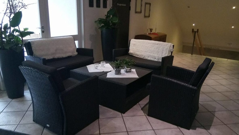 Imagen del bar/restaurante del Hotel R&oslash;dding. Foto 3