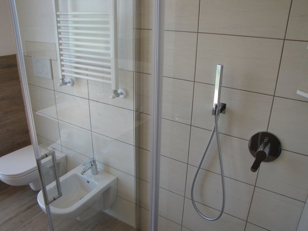 Imagen de la habitación del Hotel Rosmari. Foto 3