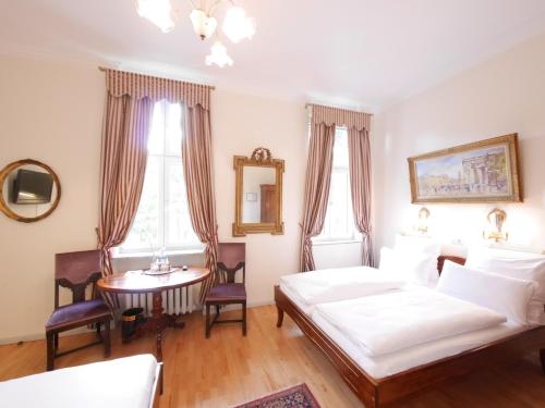 Imagen de la habitación del Hotel Rotdorn. Foto 7