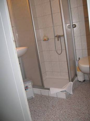 Imagen de la habitación del Hotel Rotes Haus. Foto 11