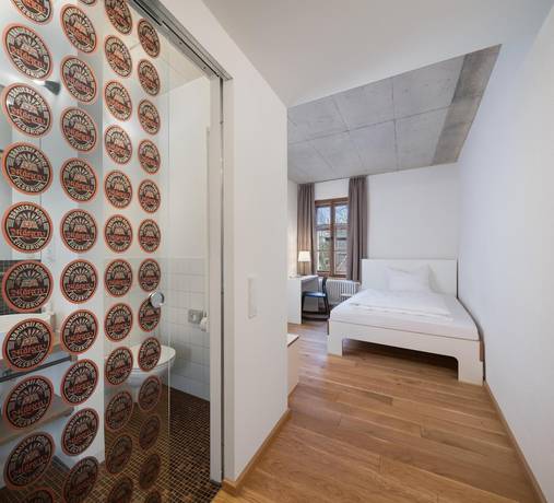 Imagen de la habitación del Hotel R&ouml;hrl. Foto 4