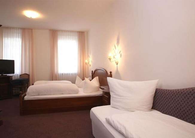Imagen de la habitación del Hotel R&ouml;ssle, H&uuml;fingen. Foto 8