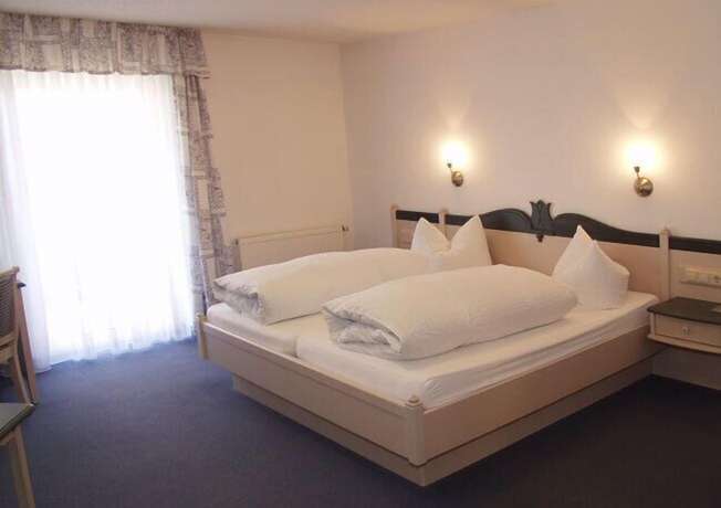 Imagen de la habitación del Hotel R&ouml;ssle, H&uuml;fingen. Foto 17