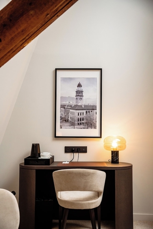 Imagen de la habitación del Hotel Royal Beaulaincourt. Foto 2